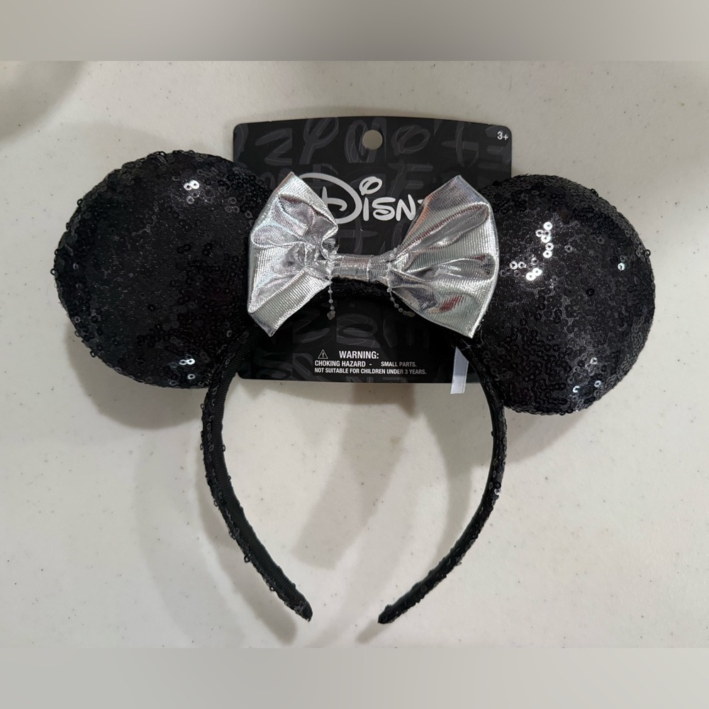 [Disney] NWT Black & Silver Sequin Mickey Ears